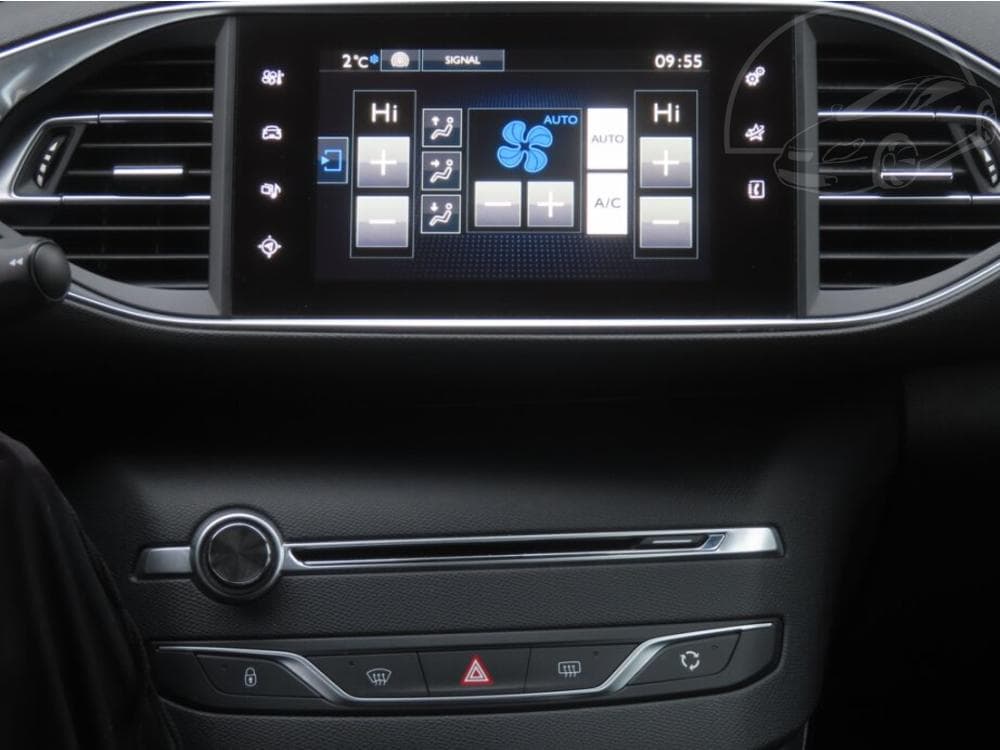 2017 Peugeot 308 - 12