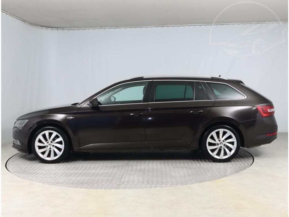 2016 Škoda SUPERB - 7