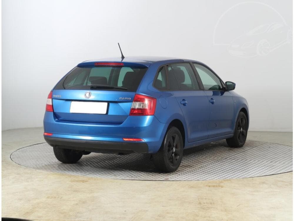 2014 Škoda RAPID - 9