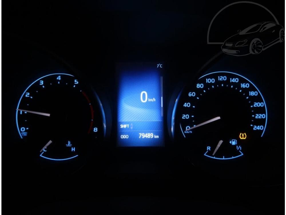 2015 Toyota Auris - 11