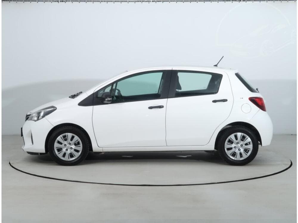 2014 Toyota YARIS - 3