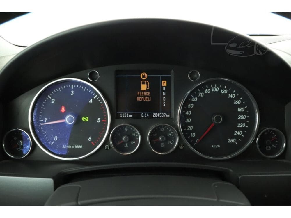 2006 Volkswagen Touareg - 8