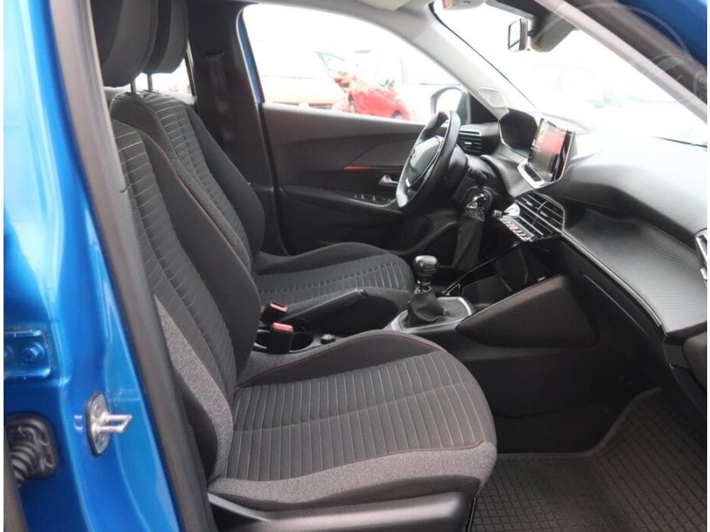 2020 Peugeot 2008 - 9
