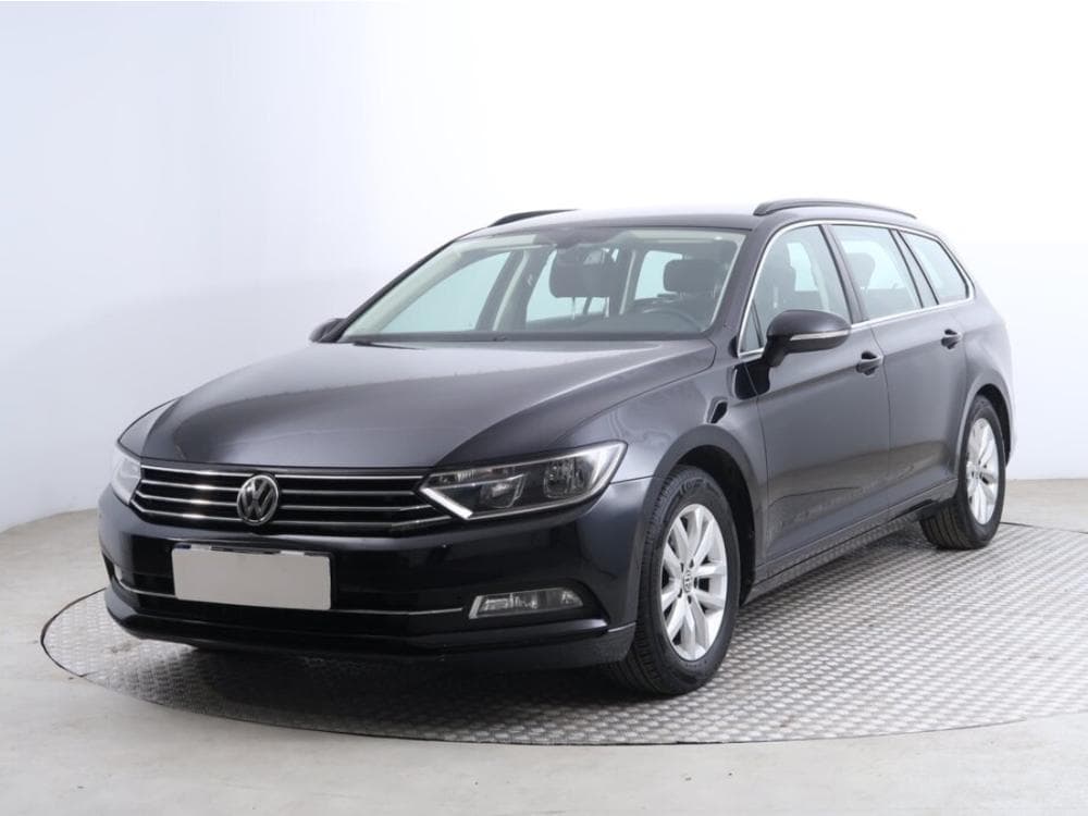 2015 Volkswagen PASSAT - 2