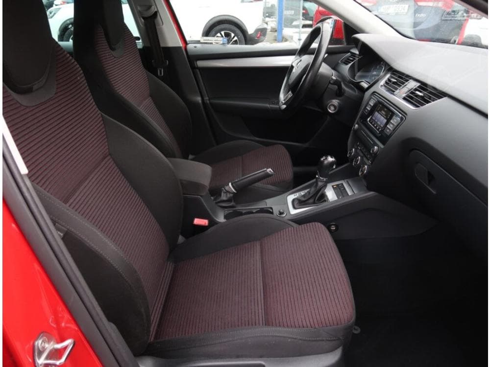 2014 Škoda OCTAVIA - 17
