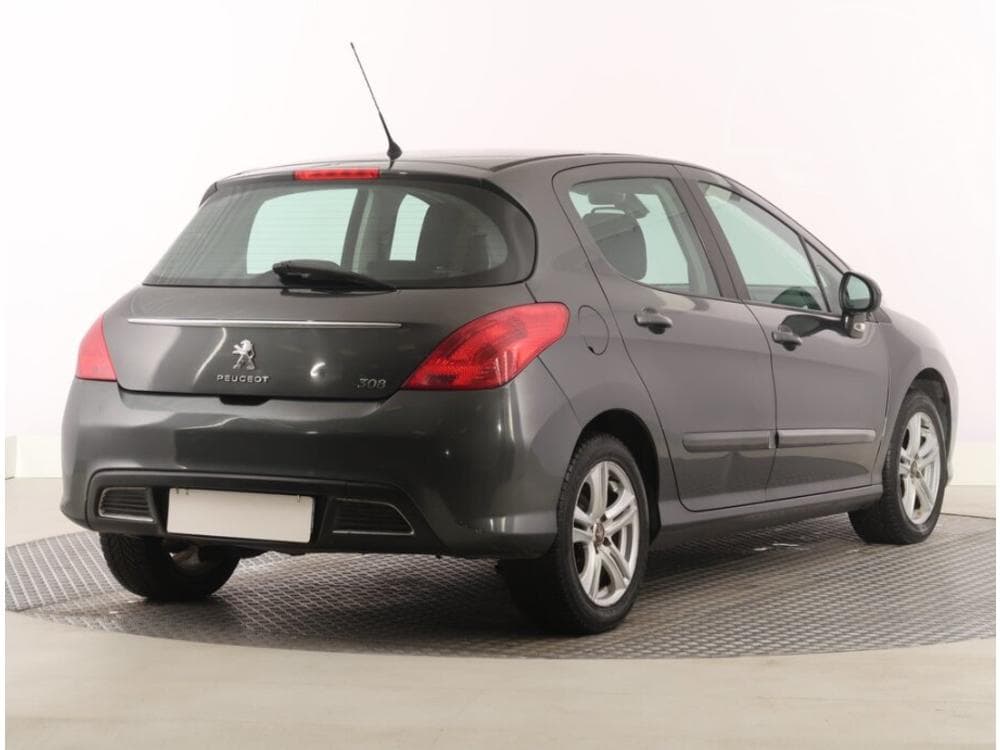 2012 Peugeot 308 - 5