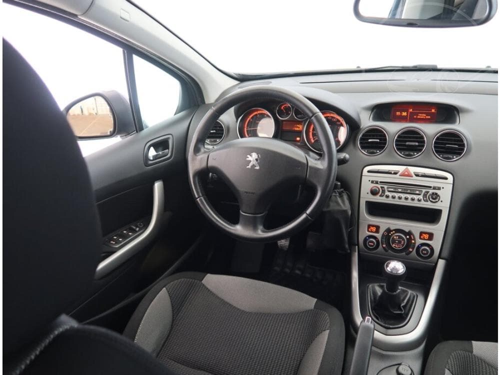 2012 Peugeot 308 - 7