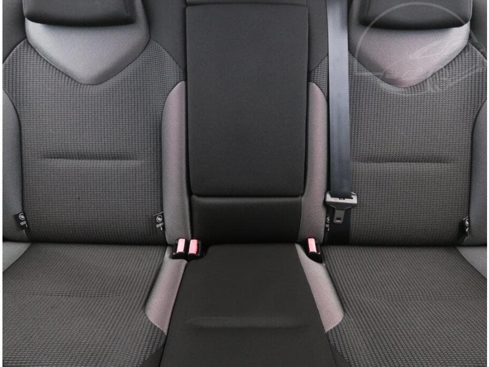 2012 Peugeot 308 - 10