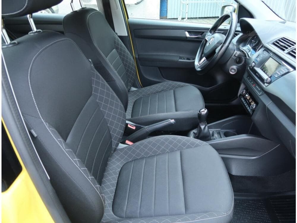 2018 Škoda FABIA - 17