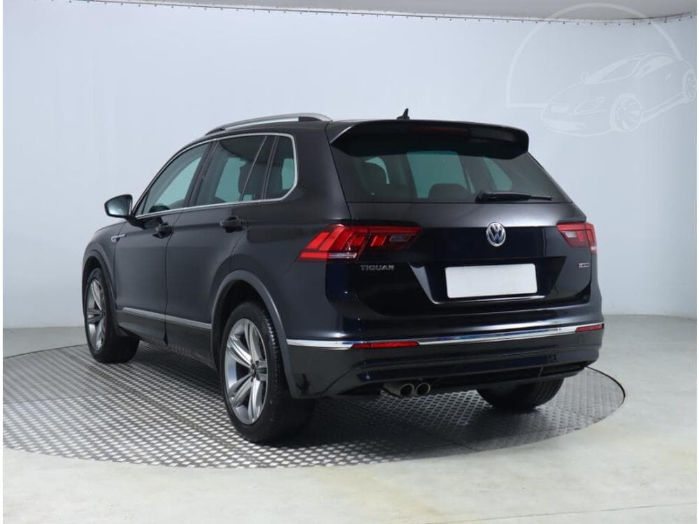 2018 Volkswagen Tiguan - 4