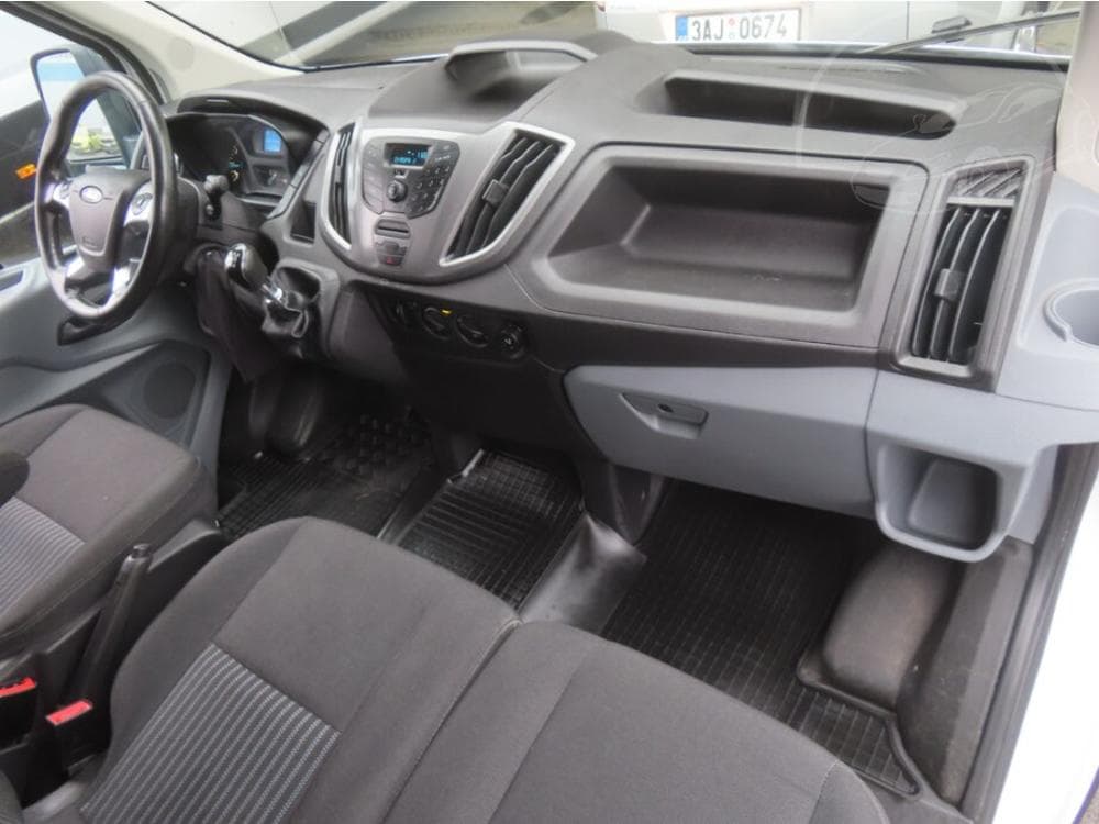 2017 Ford Transit - 8