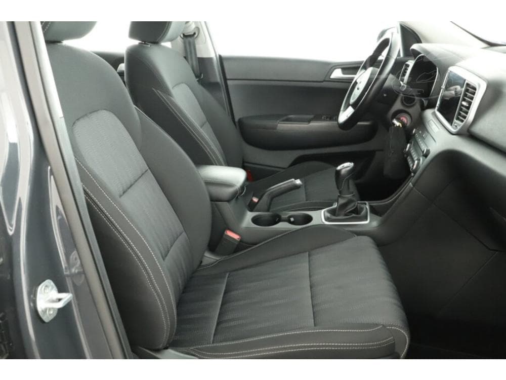2020 Kia SPORTAGE - 13