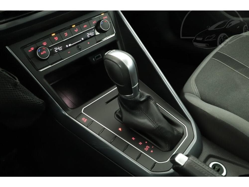 2018 Volkswagen Polo - 10