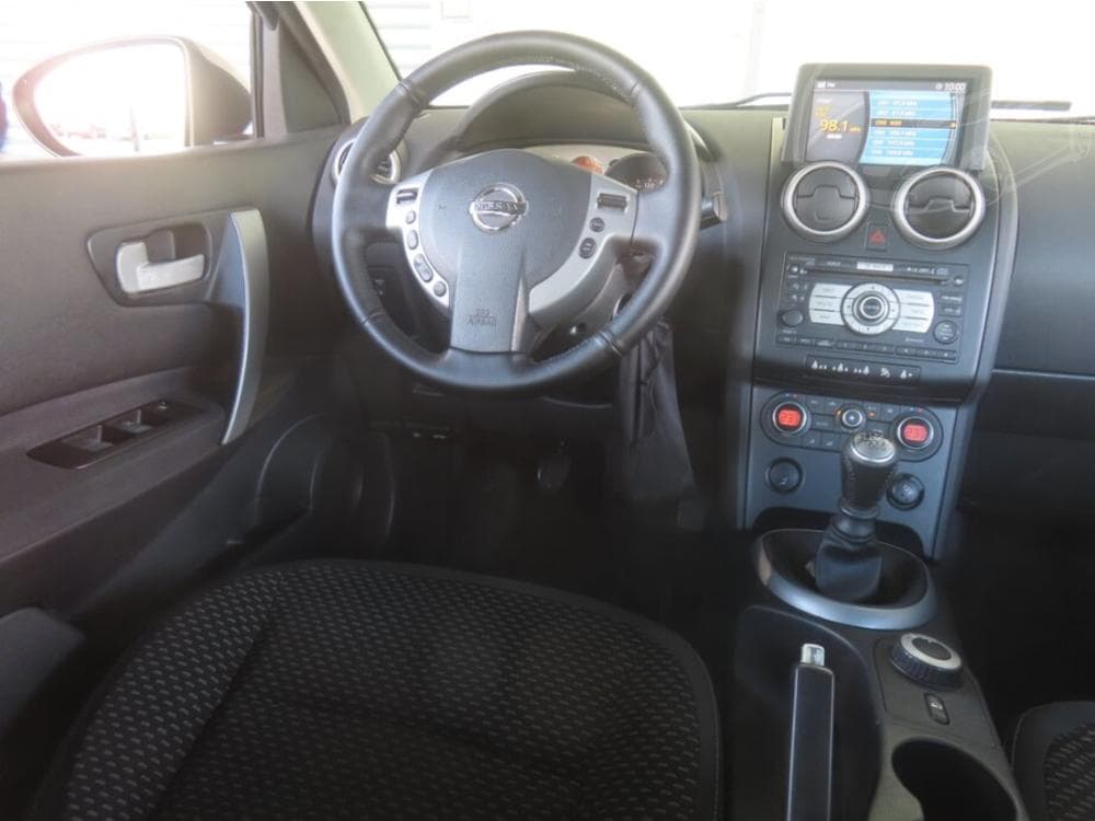 2008 Nissan Qashqai - 25