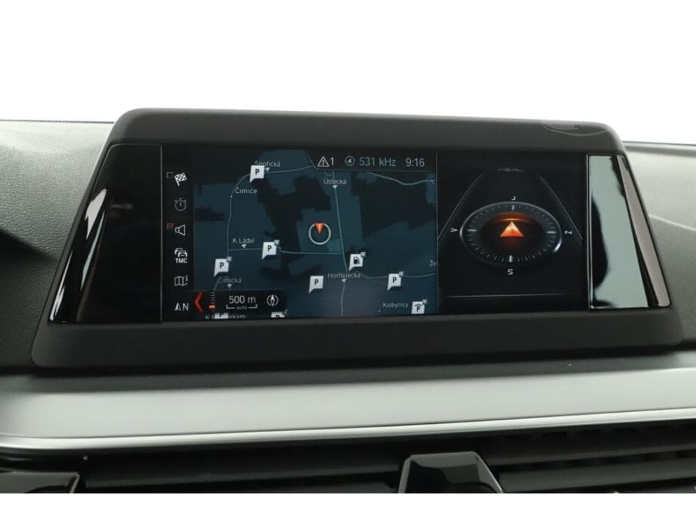 2017 BMW 5-SERIES - 34