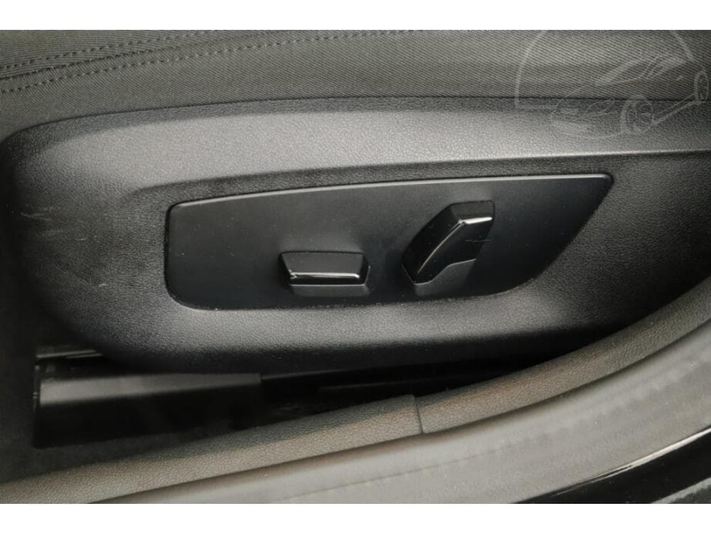 2017 BMW 5-SERIES - 40