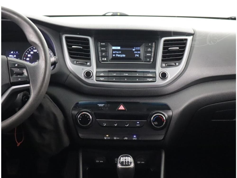 2017 Hyundai Tucson - 12