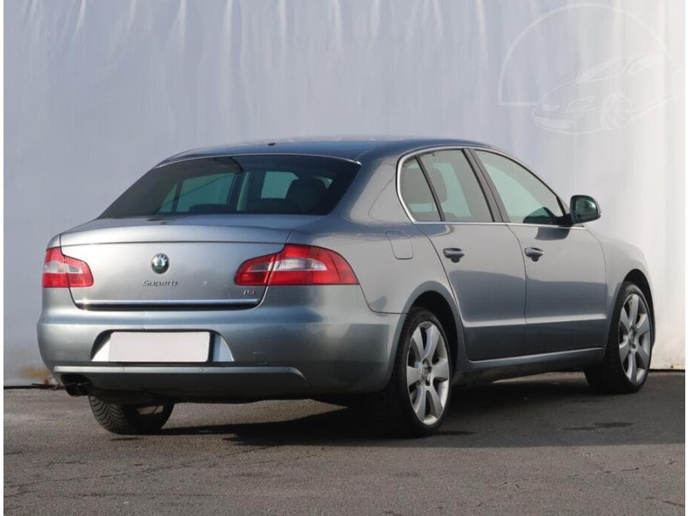 2011 Škoda SUPERB - 5