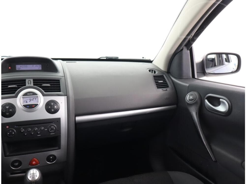 2009 Renault MEGANE - 8