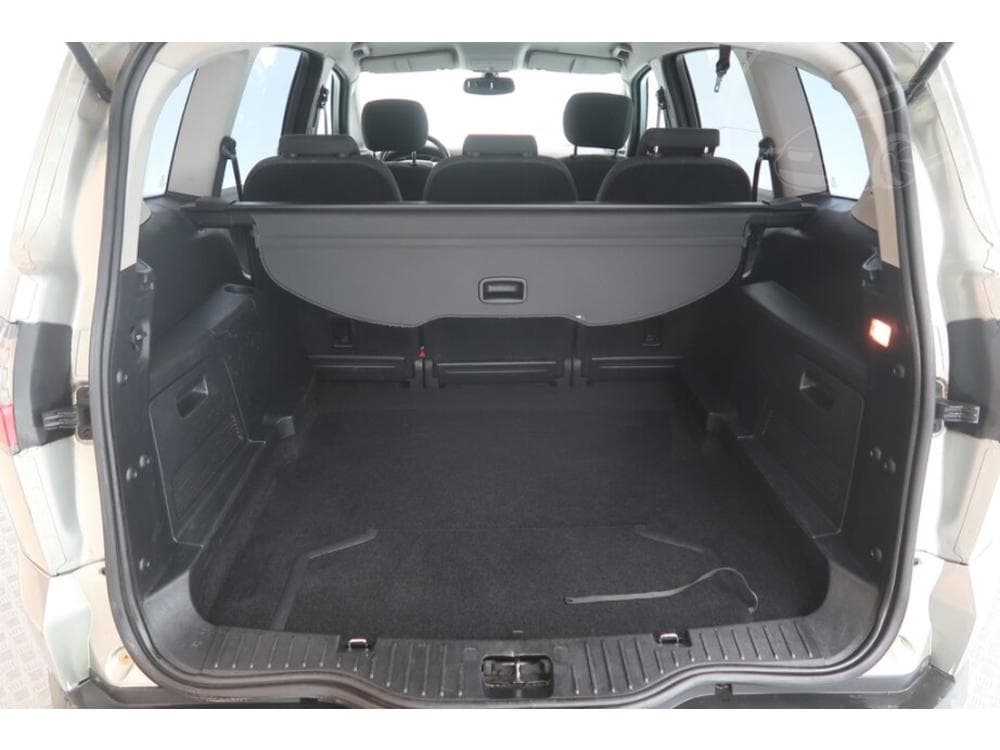 2009 Ford S-Max - 13