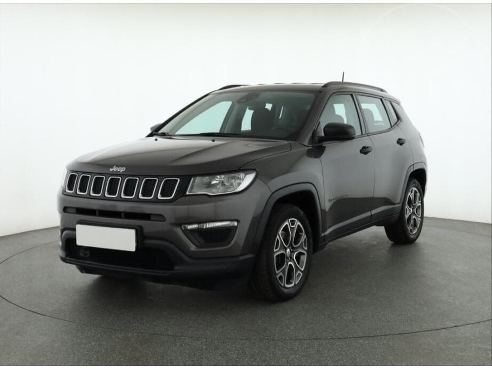 2018 Jeep COMPASS - 3