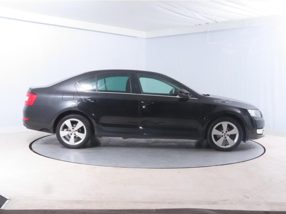 2014 Škoda OCTAVIA - 11
