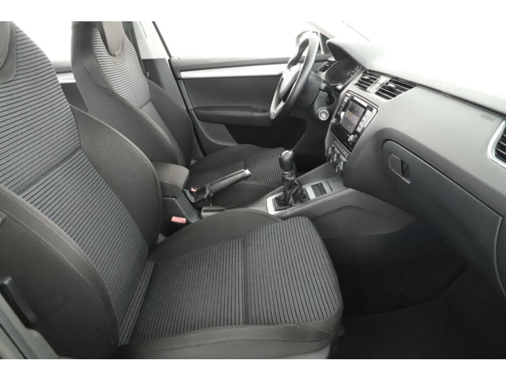 2014 Škoda OCTAVIA - 13