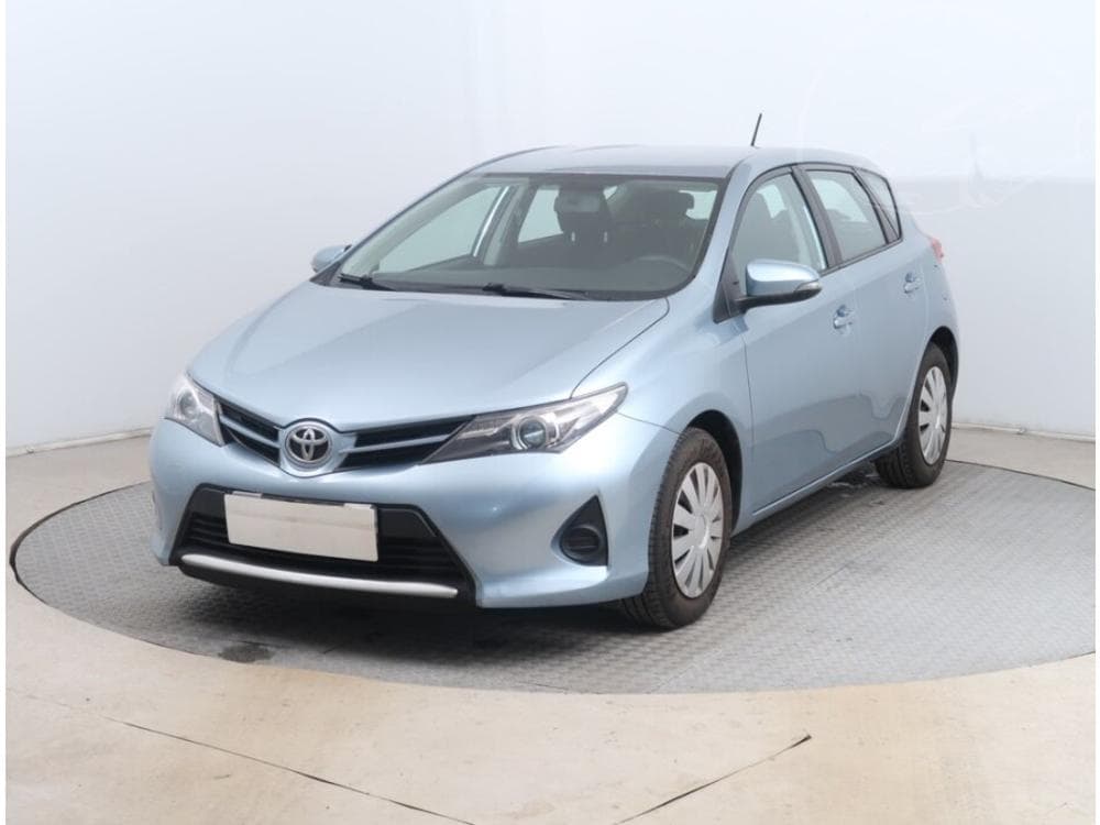 2013 Toyota AURIS - 2