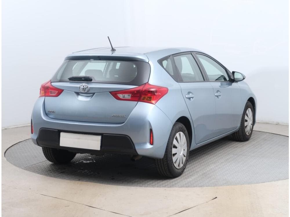 2013 Toyota AURIS - 5