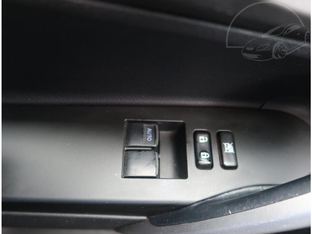 2013 Toyota AURIS - 14