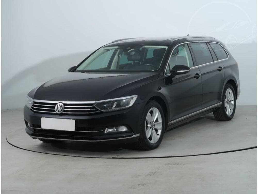 2016 Volkswagen PASSAT - 2