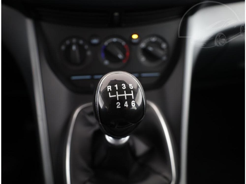 2013 Ford C-MAX - 13