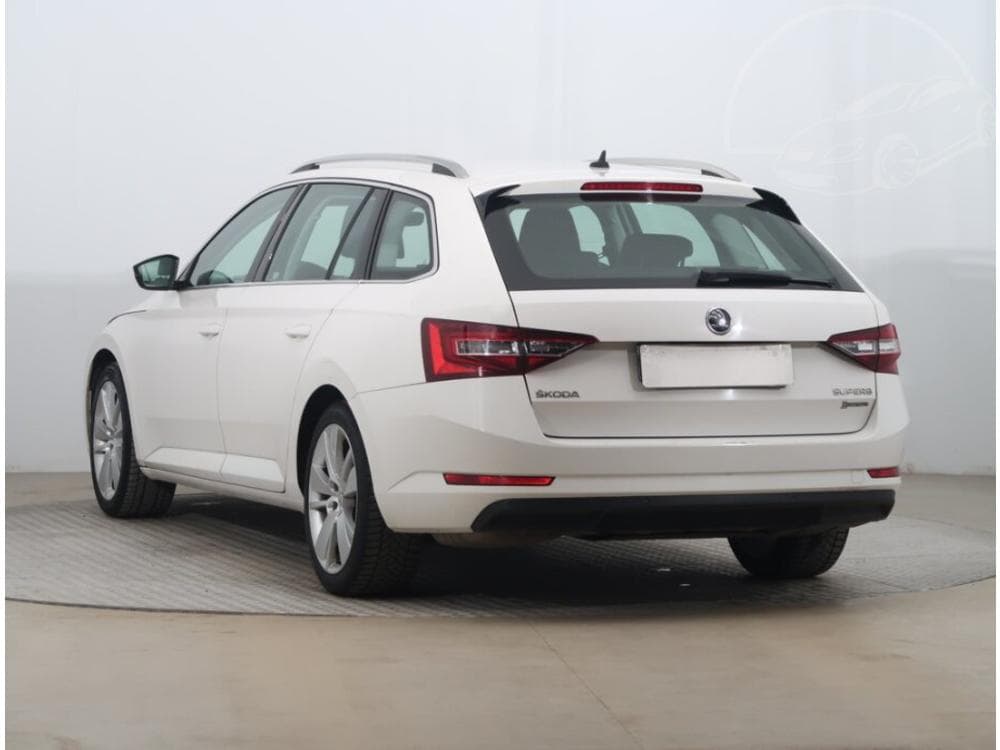 2016 Škoda SUPERB - 7