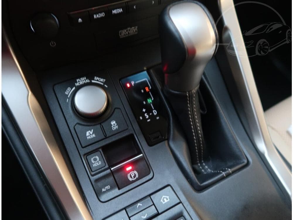 2016 Lexus NX - 37
