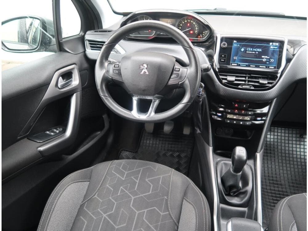2019 Peugeot 2008 - 7
