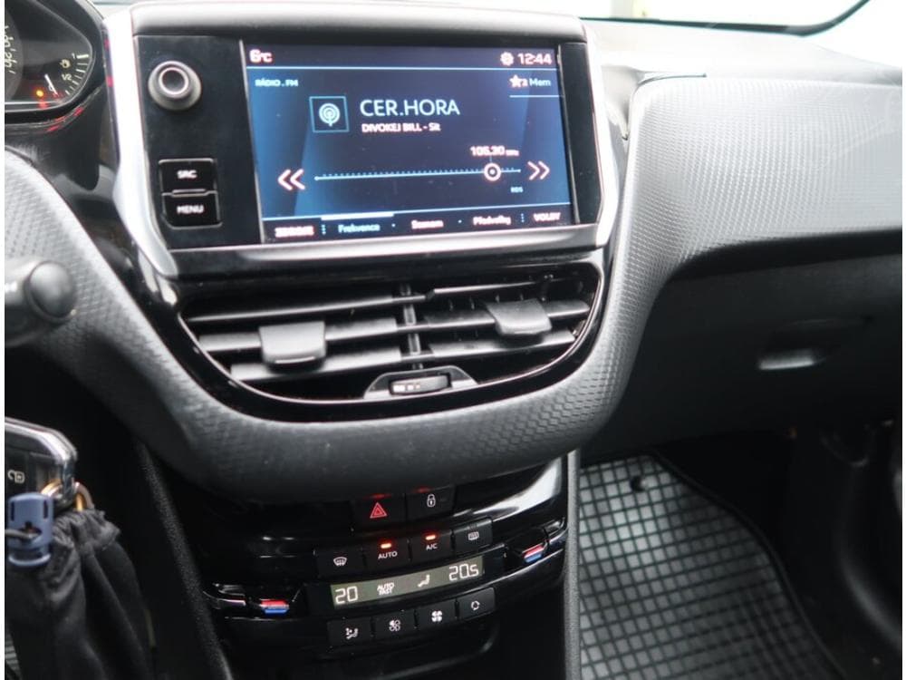 2019 Peugeot 2008 - 12