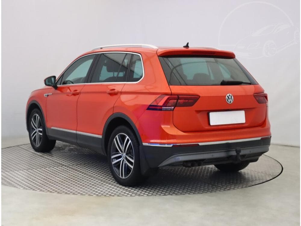 2017 Volkswagen Tiguan - 4