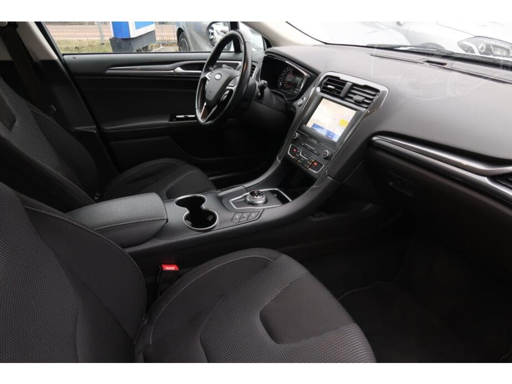 2019 Ford Mondeo - 9