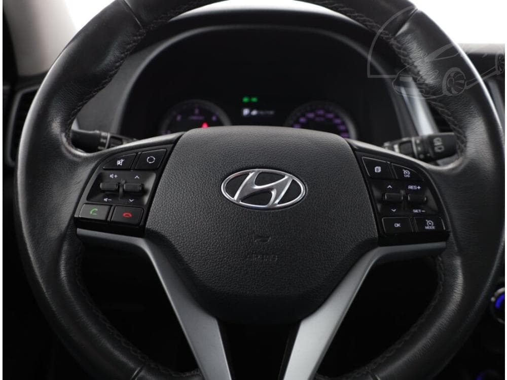 2016 Hyundai TUCSON - 22