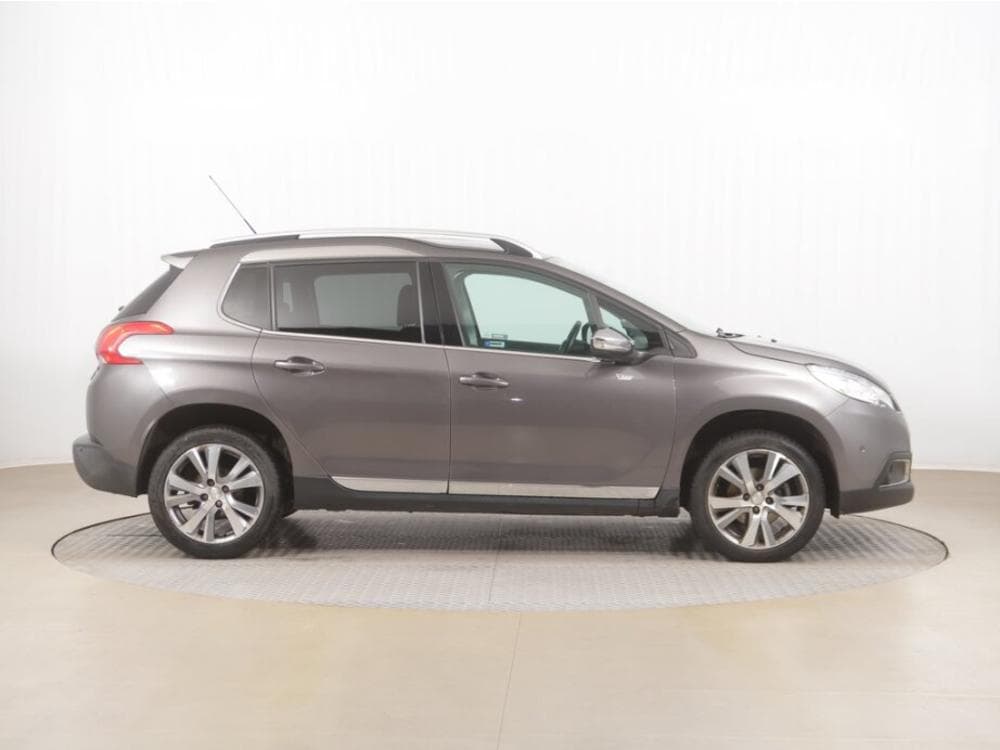 2016 Peugeot 2008 - 6