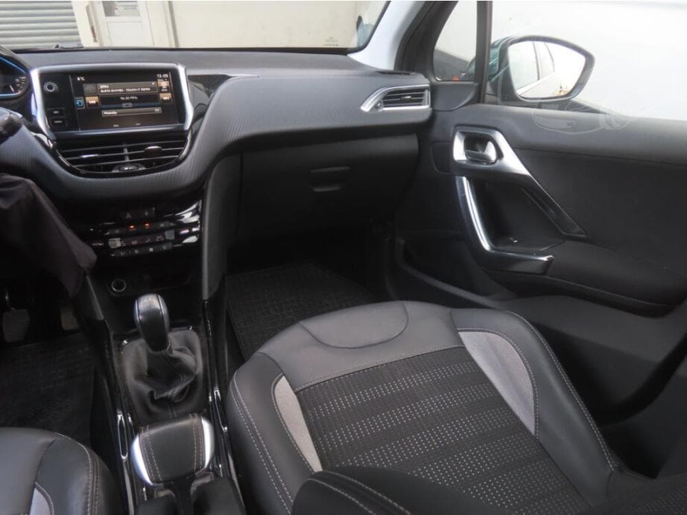 2016 Peugeot 2008 - 8