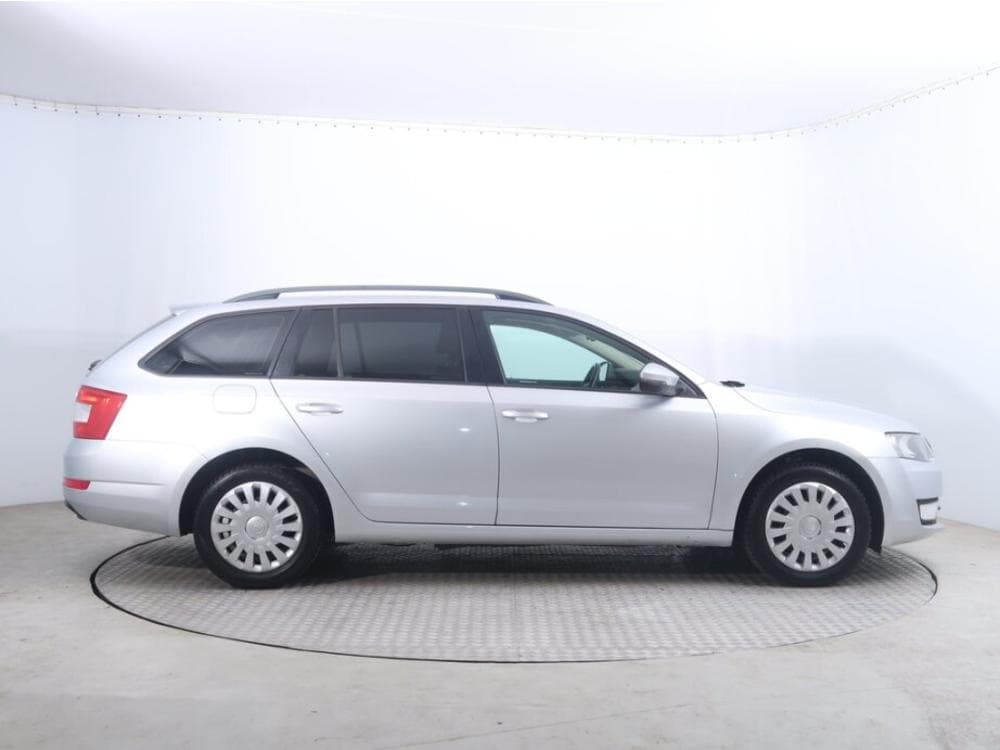 2013 Škoda OCTAVIA - 11
