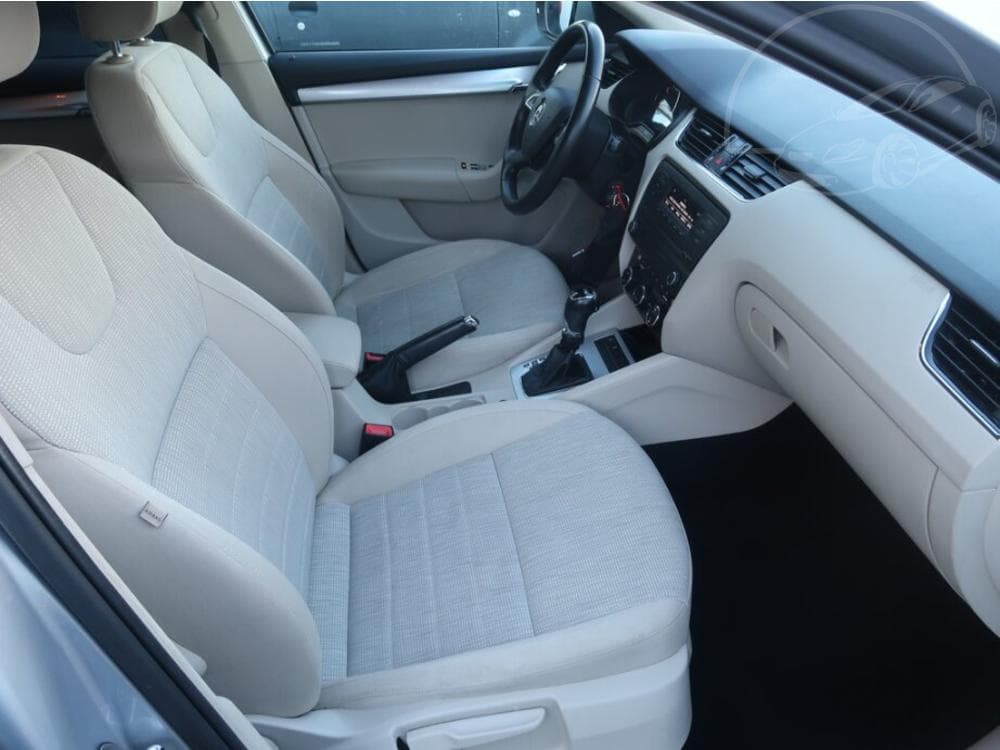 2013 Škoda OCTAVIA - 17