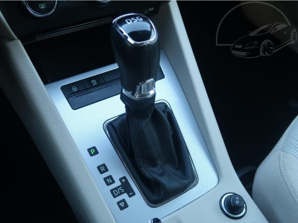 2013 Škoda OCTAVIA - 25