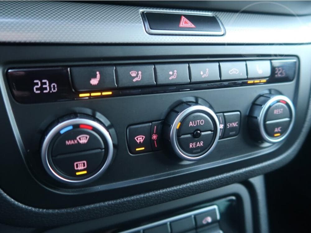 2014 Volkswagen Sharan - 13