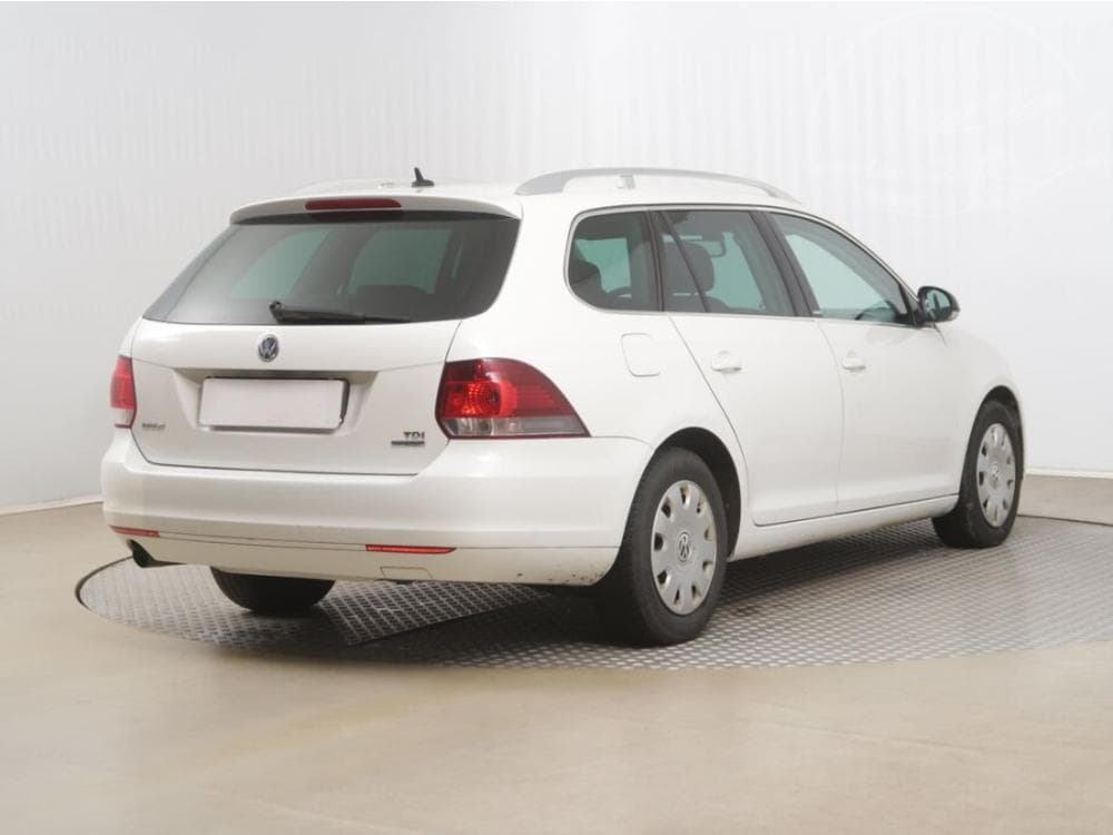 2011 Volkswagen GOLF - 5