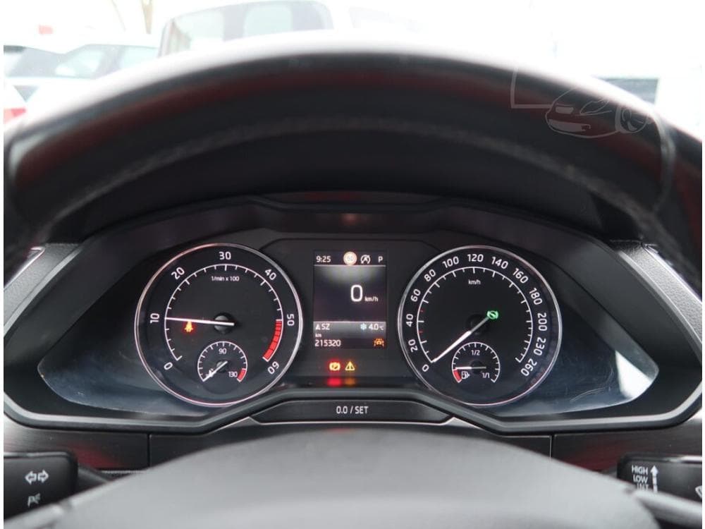 2018 Škoda SUPERB - 31