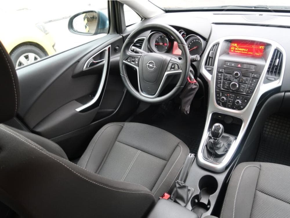 2013 Opel ASTRA - 7