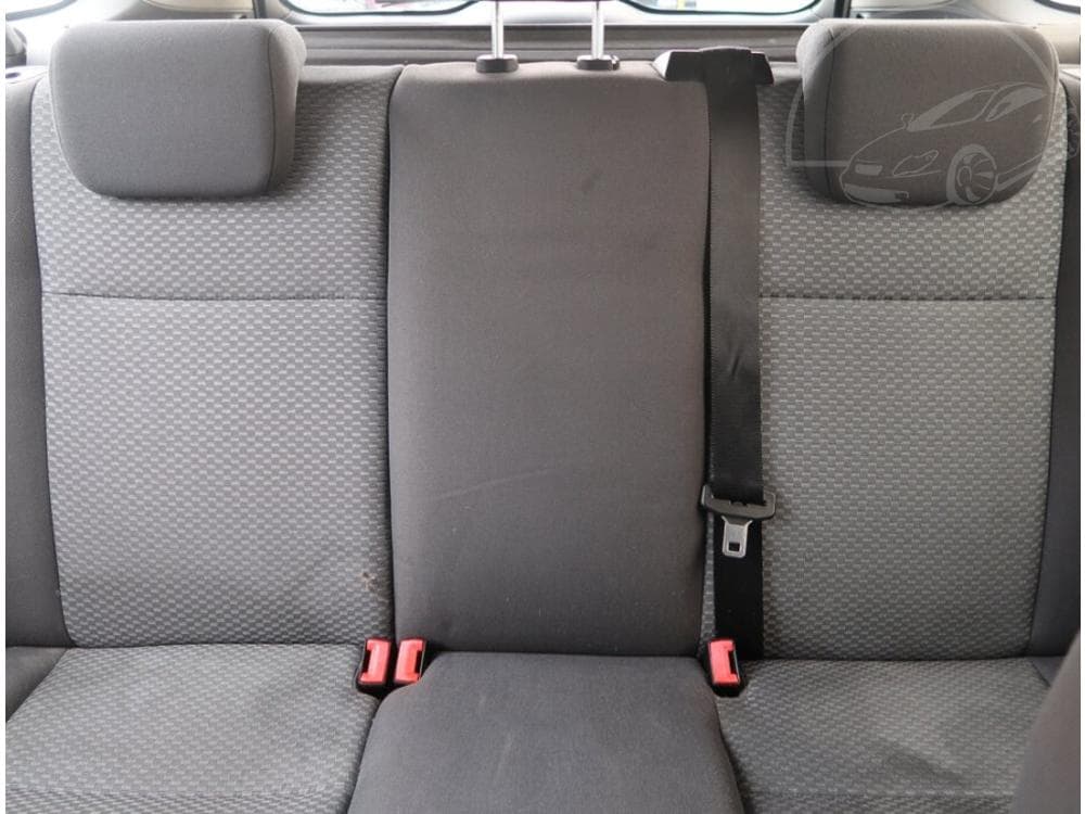 2006 Ford FOCUS - 10