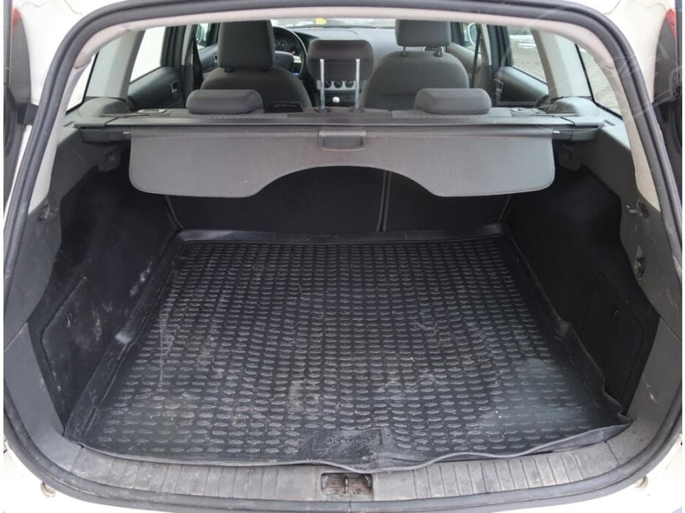 2006 Ford FOCUS - 14